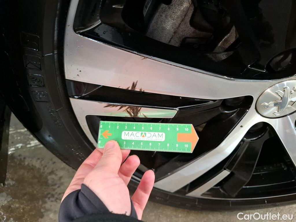  Peugeot  3008  II GT 1.2 PureTech 130CV BVA8 E6d #11