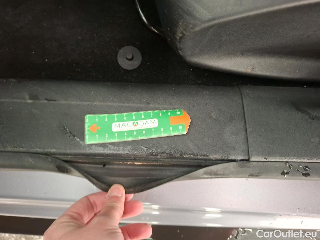  Peugeot  2008  Allure Business 1.2 PureTech 130CV BVM6 E6dT #12