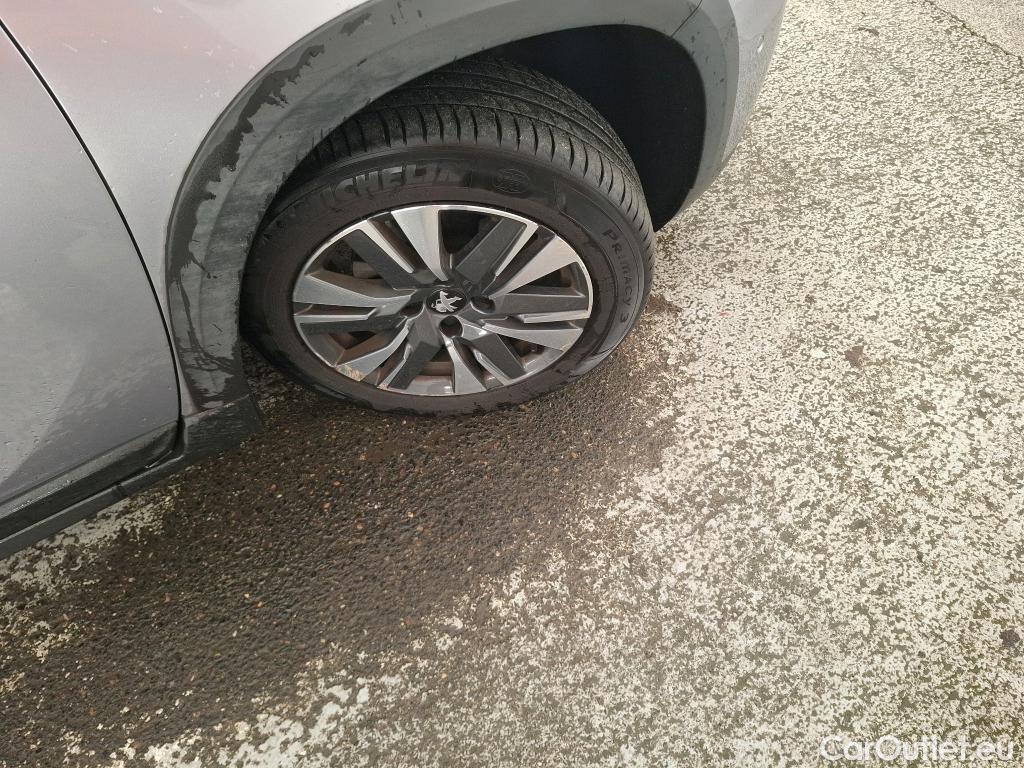  Peugeot  2008  Allure Business 1.2 PureTech 130CV BVM6 E6dT #5
