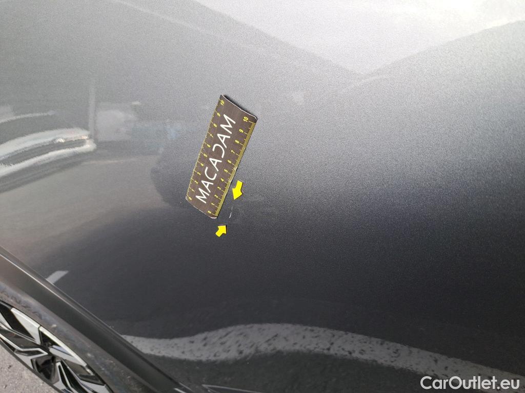  Land Rover  Discovery NISSAN Juke / 2019 / 5P / Crossover DIG-T 114 BVM6 Business Edition #12