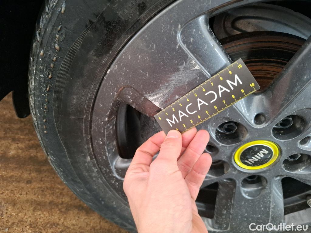  Mini  Mini   / 2014 / 3P / Berline Cooper SE Finition Business 184 ch BVA #15