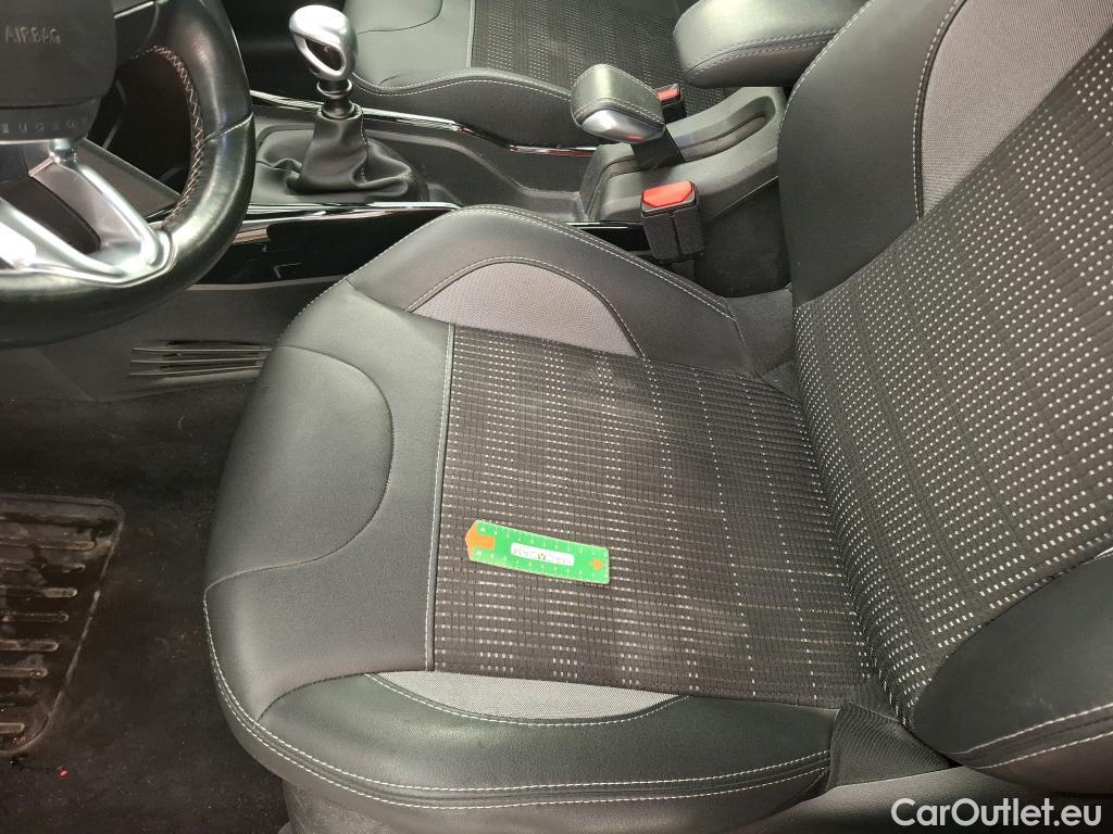  Peugeot  2008  Allure Business 1.2 PureTech 130CV BVM6 E6dT #34