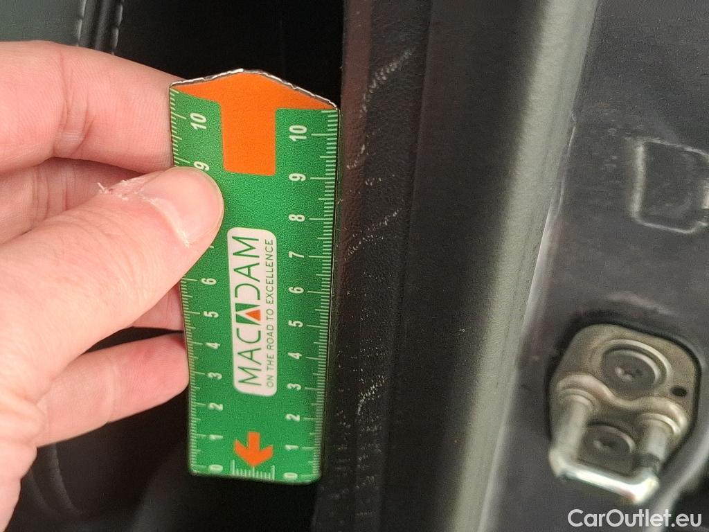  Peugeot  2008  Allure Business 1.2 PureTech 130CV BVM6 E6dT #20