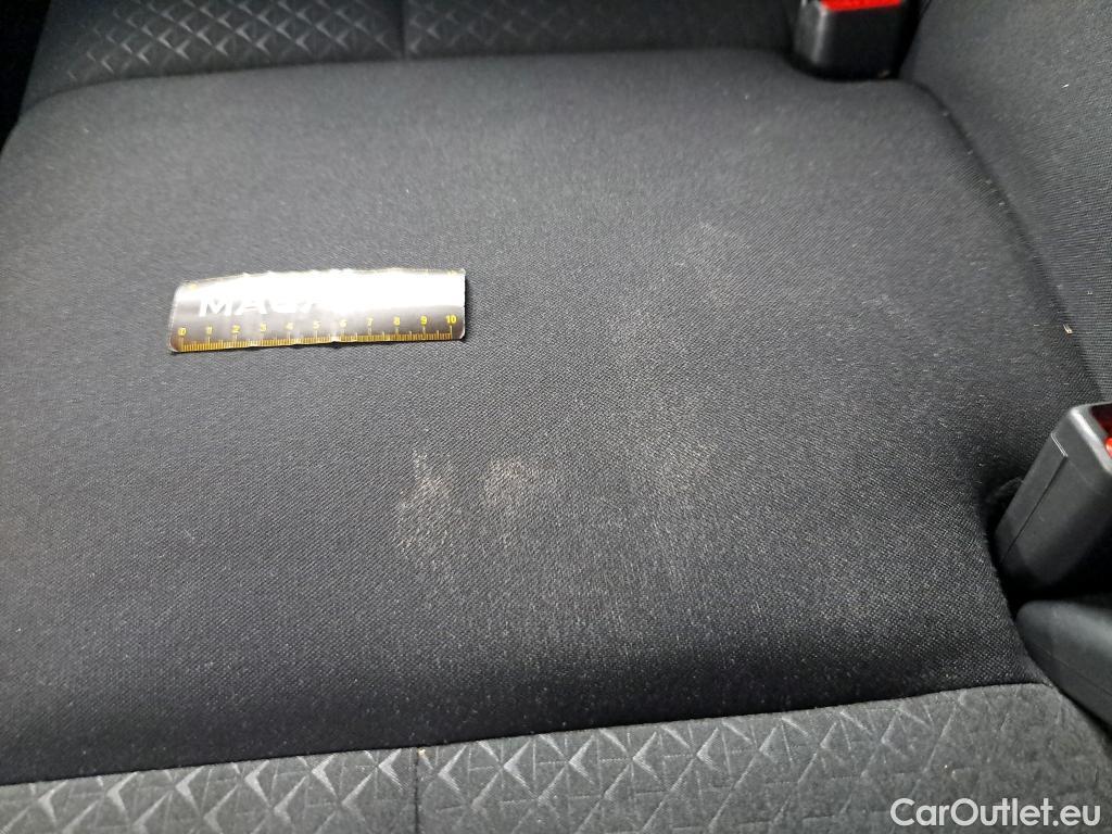  Land Rover  Discovery NISSAN Juke / 2019 / 5P / Crossover DIG-T 114 BVM6 Business Edition #8