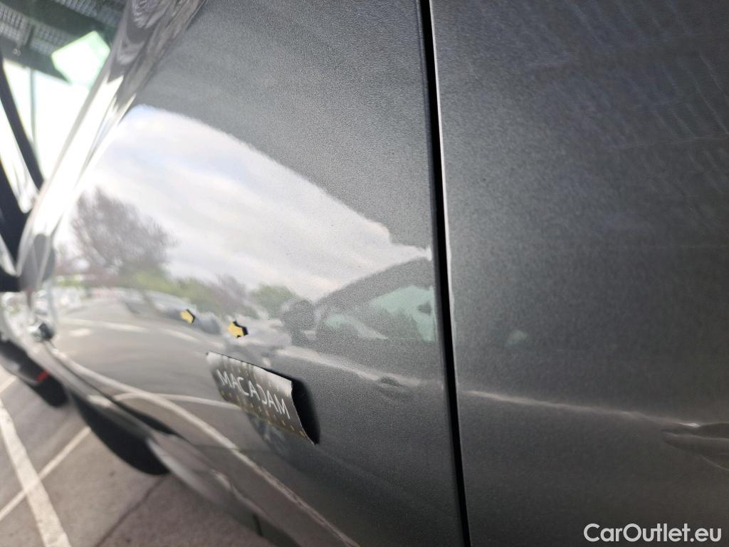  Land Rover  Discovery NISSAN Juke / 2019 / 5P / Crossover DIG-T 114 BVM6 Business Edition #7