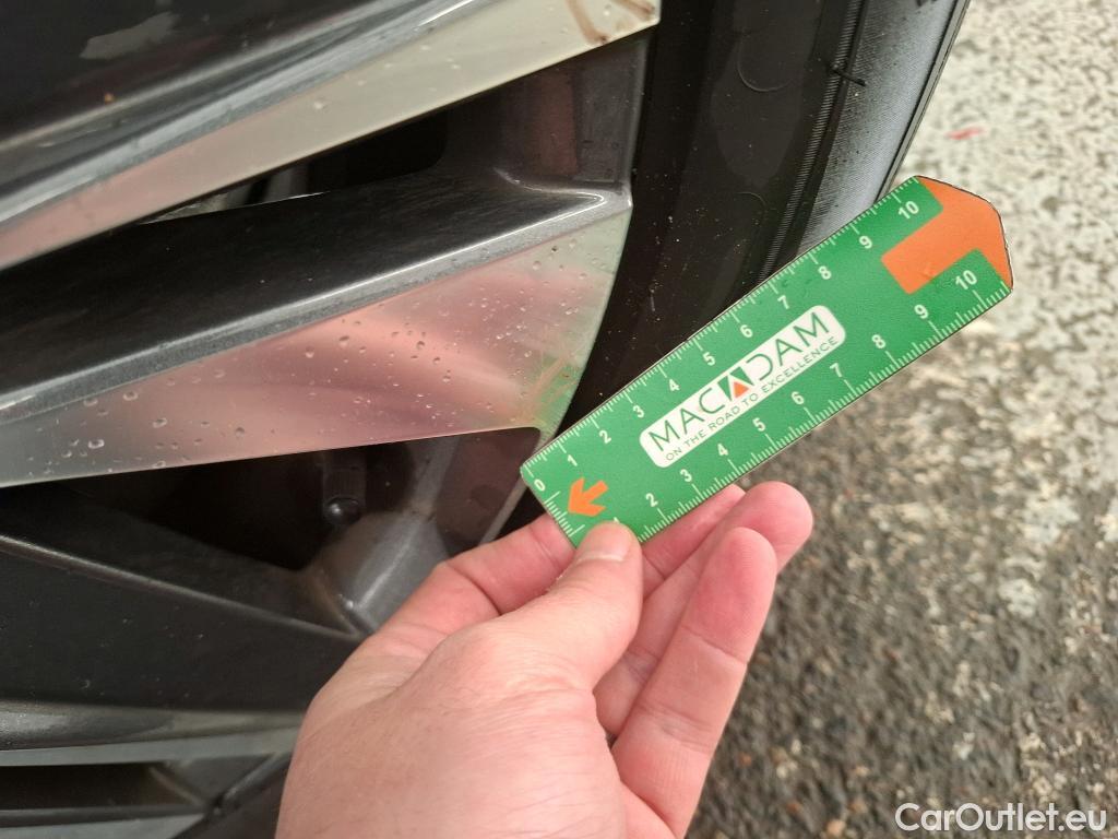  Peugeot  2008  Allure Business 1.2 PureTech 130CV BVM6 E6dT #9