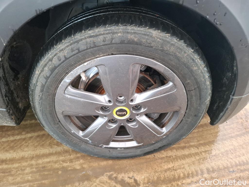  Mini  Mini   / 2014 / 3P / Berline Cooper SE Finition Business 184 ch BVA #21