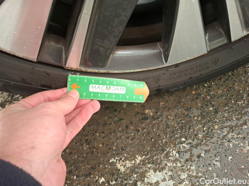  Peugeot  2008  Allure Business 1.2 PureTech 130CV BVM6 E6dT #4