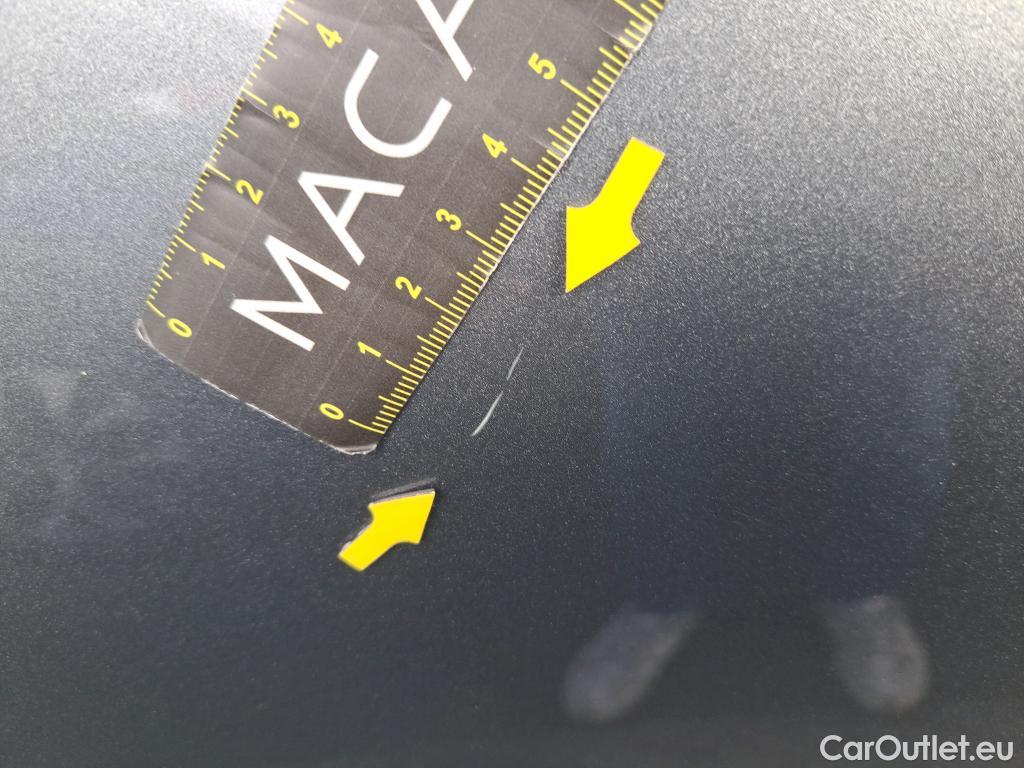  Land Rover  Discovery NISSAN Juke / 2019 / 5P / Crossover DIG-T 114 BVM6 Business Edition #13