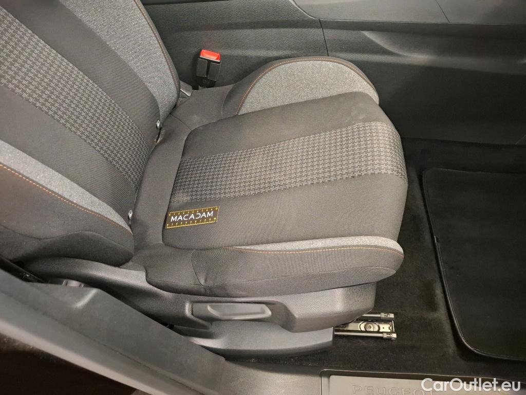  Peugeot  3008  Active Business 1.2 PureTech 130CV BVA8 E6d #9
