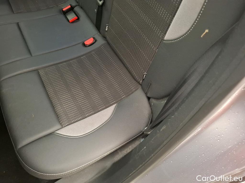  Peugeot  2008  Allure Business 1.2 PureTech 130CV BVM6 E6dT #17