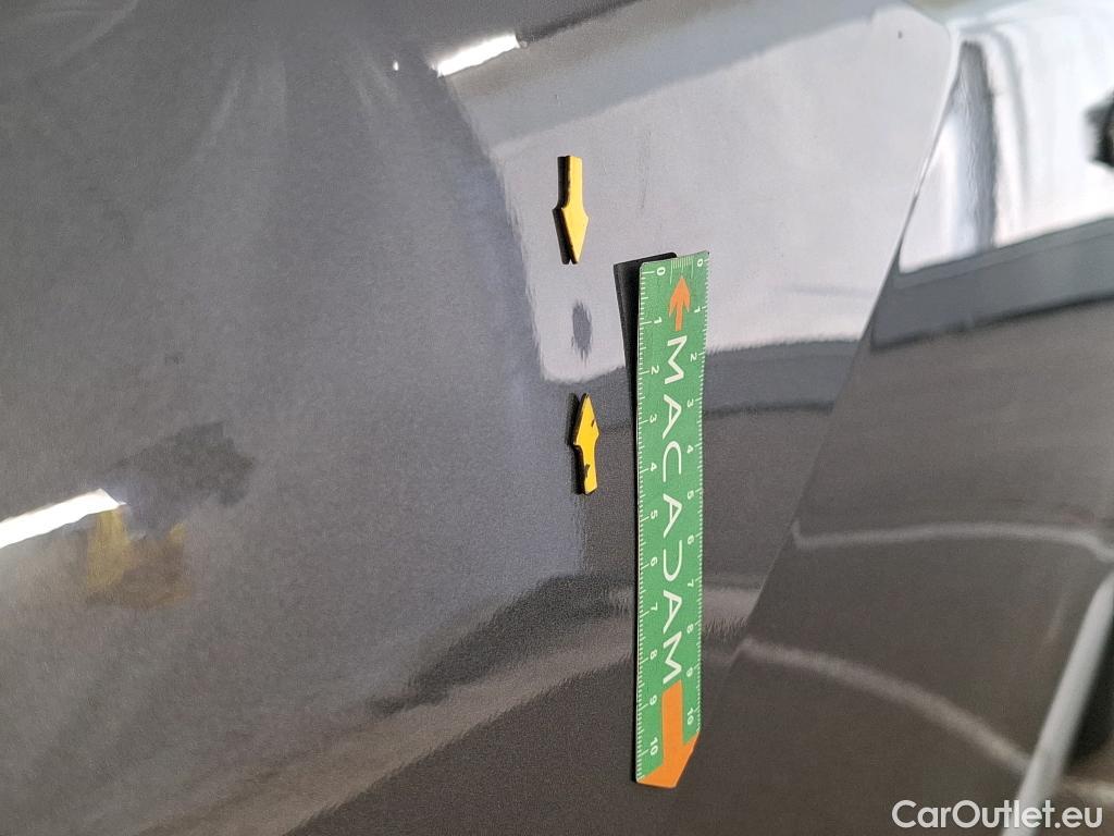  Peugeot  2008  Allure Business 1.5 HDi 130CV BVA8 E6d #42