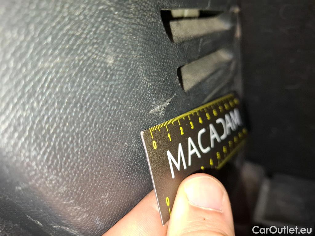  Peugeot  3008  Active Business 1.5 HDi 130CV BVA8 E6d #28