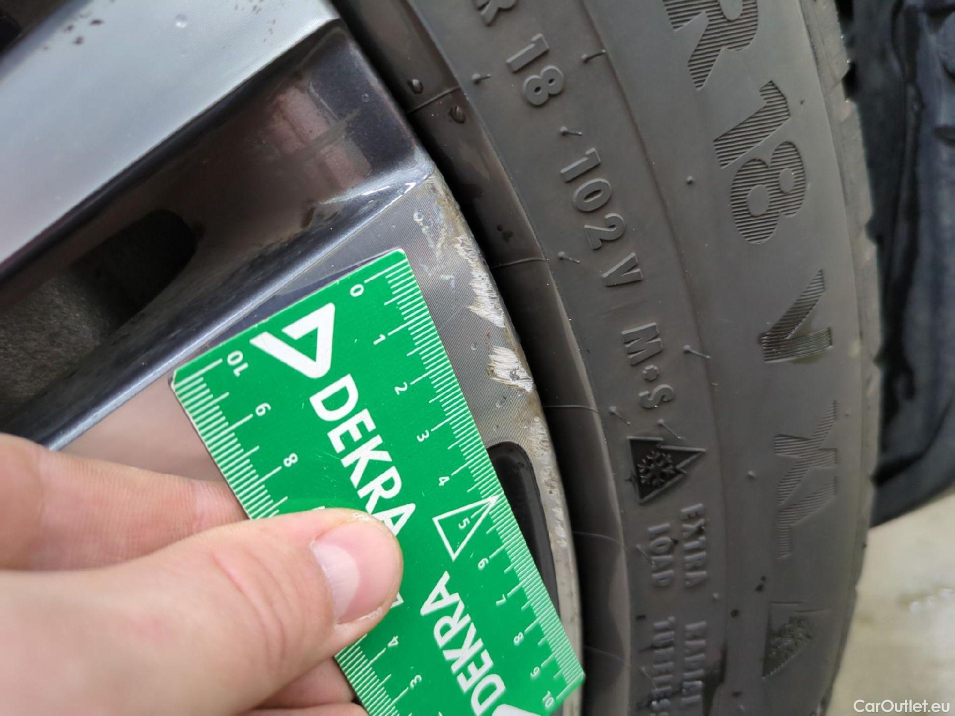  Peugeot  3008  Allure 1.5 HDi 130CV BVA8 E6d #16