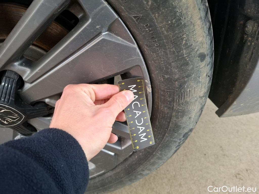  Peugeot  308  Active Pack 1.5 HDi 130CV BVA8 E6d #45