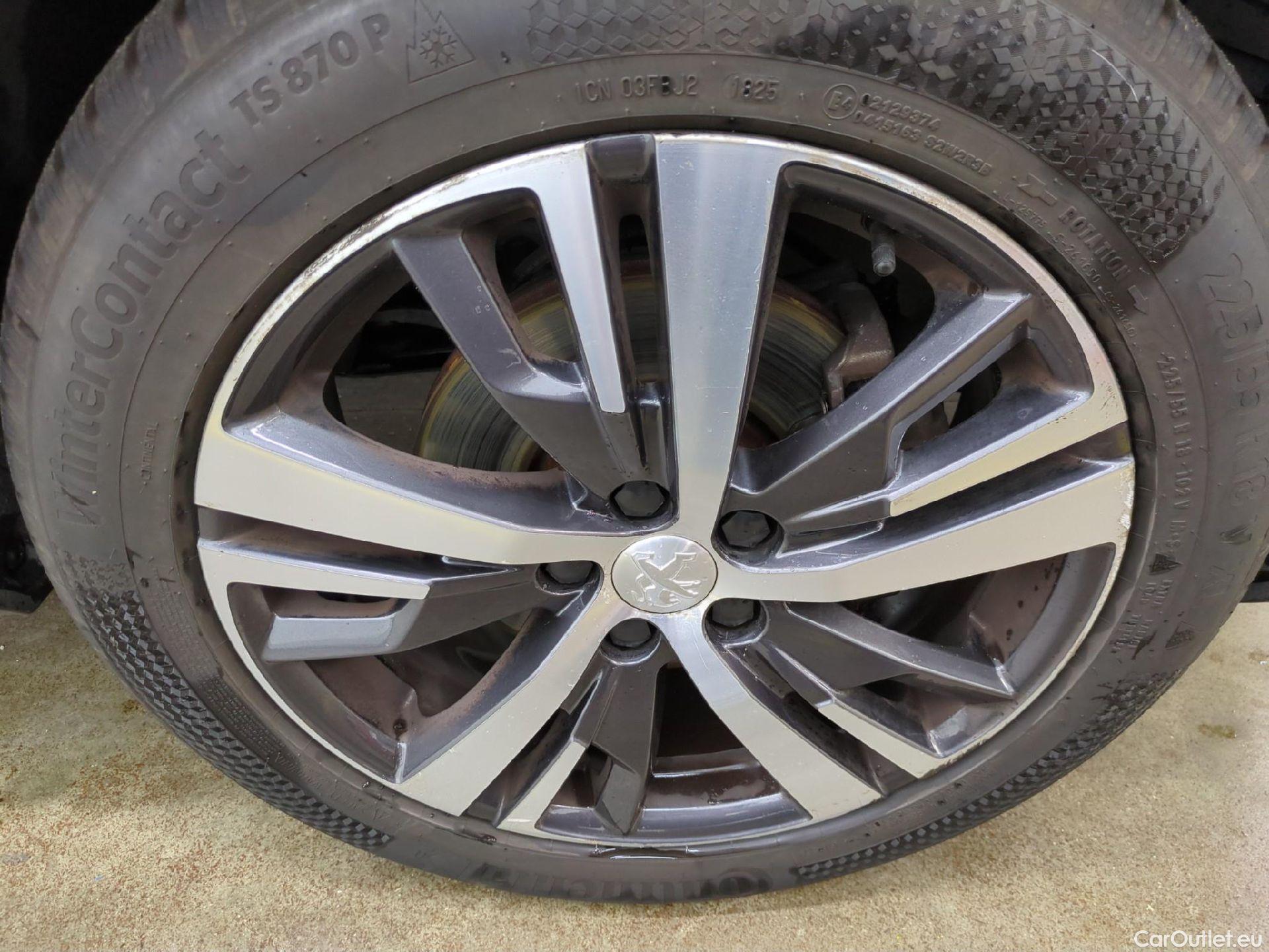  Peugeot  3008  Allure 1.5 HDi 130CV BVA8 E6d #15