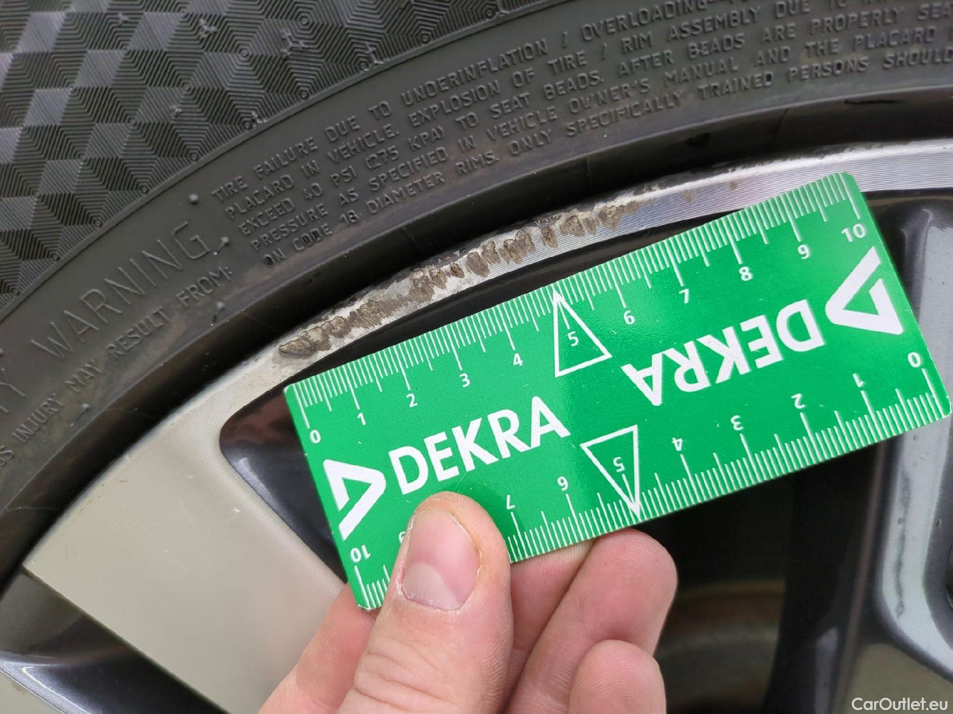  Peugeot  3008  Allure 1.5 HDi 130CV BVA8 E6d #23