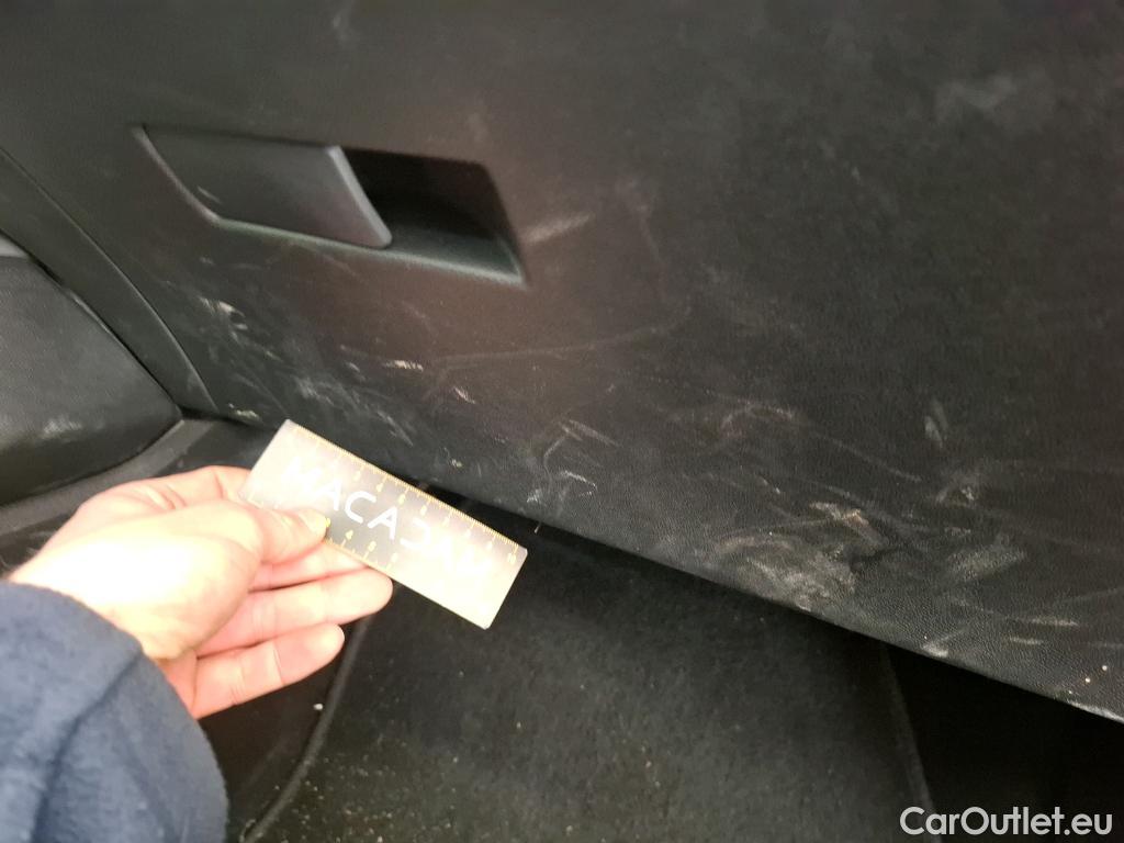  Peugeot  308  Active Pack 1.5 HDi 130CV BVA8 E6d #29