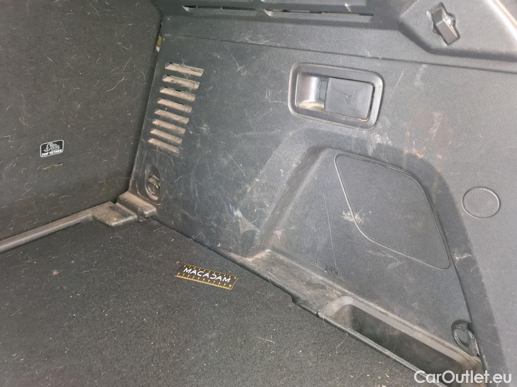  Peugeot  3008  Active Business 1.5 HDi 130CV BVA8 E6d #32