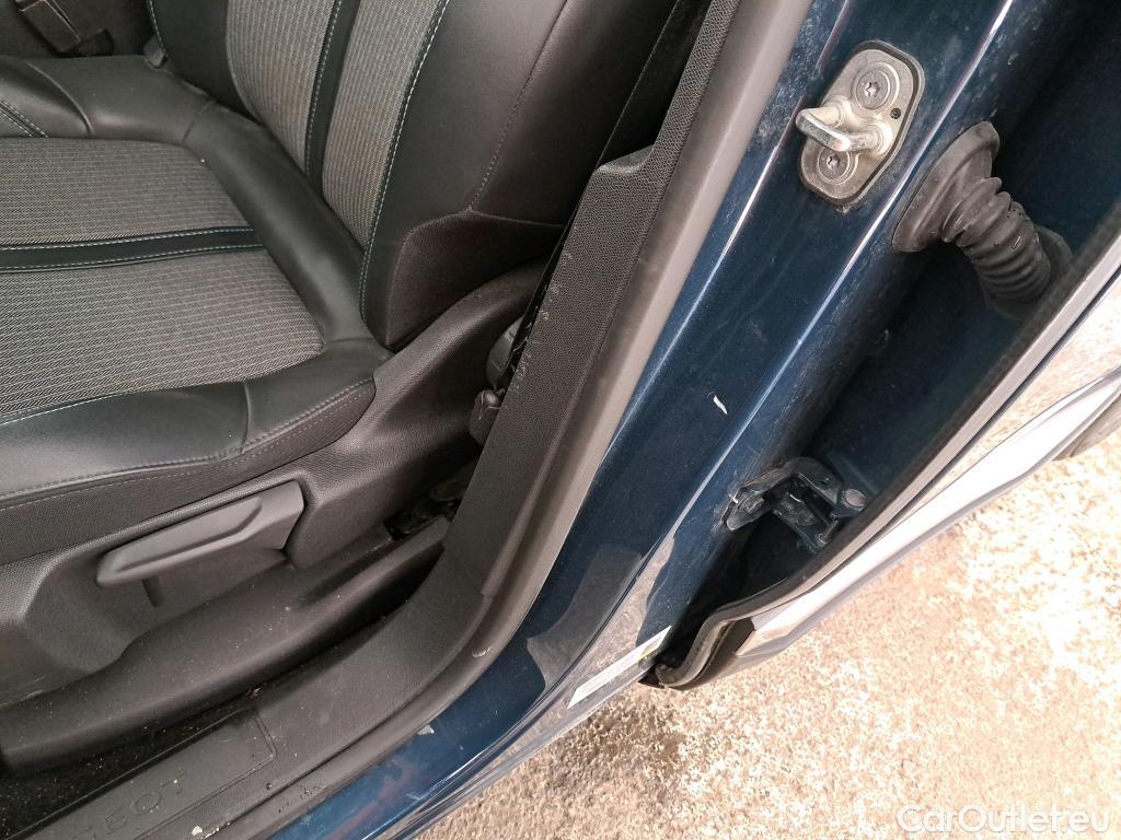  Peugeot  3008  II Allure Pack 1.5 HDi 130CV BVA8 E6d #10