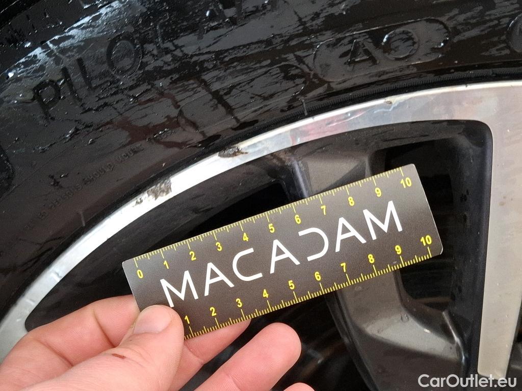  Peugeot  5008  Allure Pack 1.5 HDi 130CV BVA8 7 Sieges E6d #32