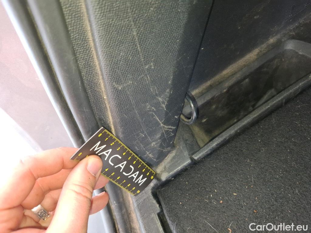  Peugeot  3008  Active Business 1.5 HDi 130CV BVA8 E6d #31