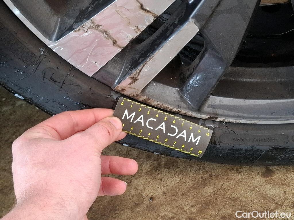  Peugeot  5008  Allure Pack 1.5 HDi 130CV BVA8 7 Sieges E6d #29