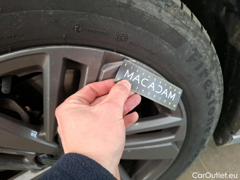  Peugeot  308  Active Pack 1.5 HDi 130CV BVA8 E6d #42