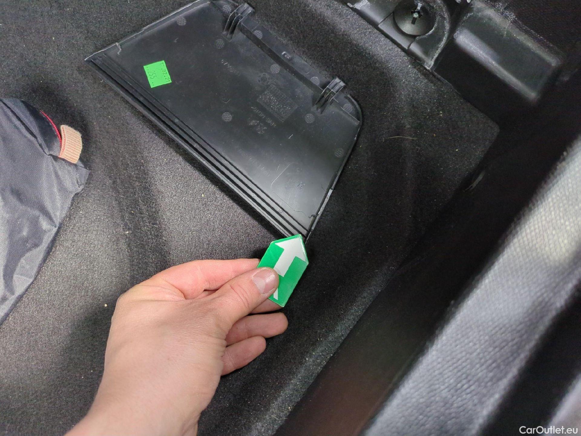  Peugeot  3008  Allure 1.5 HDi 130CV BVA8 E6d #7