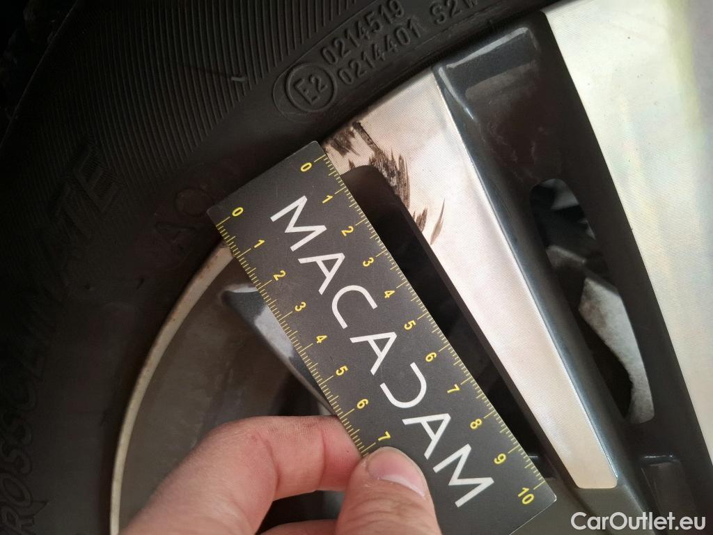  Peugeot  5008  Allure Pack 1.5 HDi 130CV BVA8 7 Sieges E6d #26