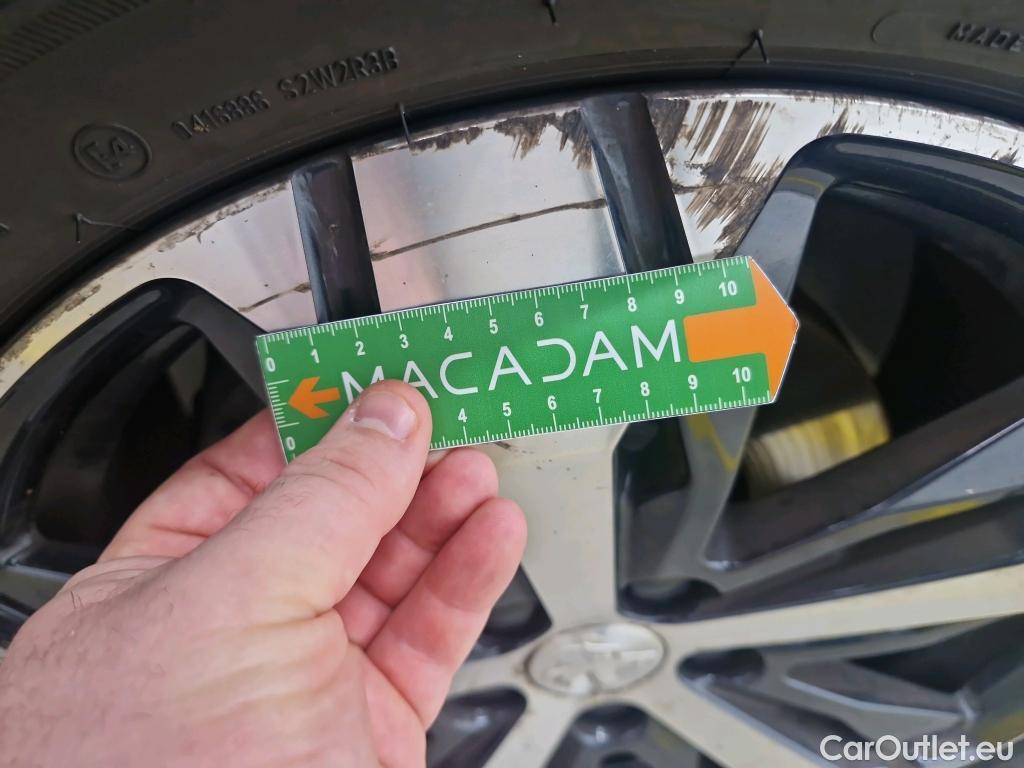  Peugeot  3008  Allure Business 1.2 PureTech 130CV BVA8 E6dT #4