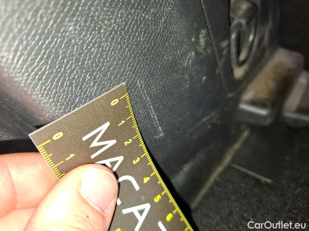  Peugeot  3008  Active Business 1.5 HDi 130CV BVA8 E6d #27