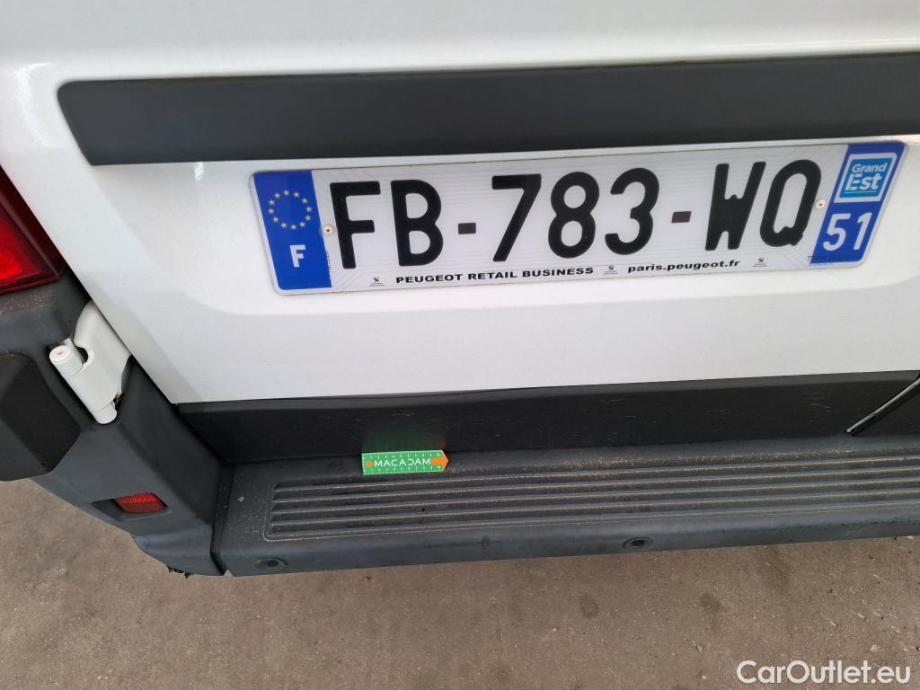  Peugeot  Boxer PEUGEOT  4p Combi BLUEHDI 110 S&S 333 L2H2 ACCESS #23