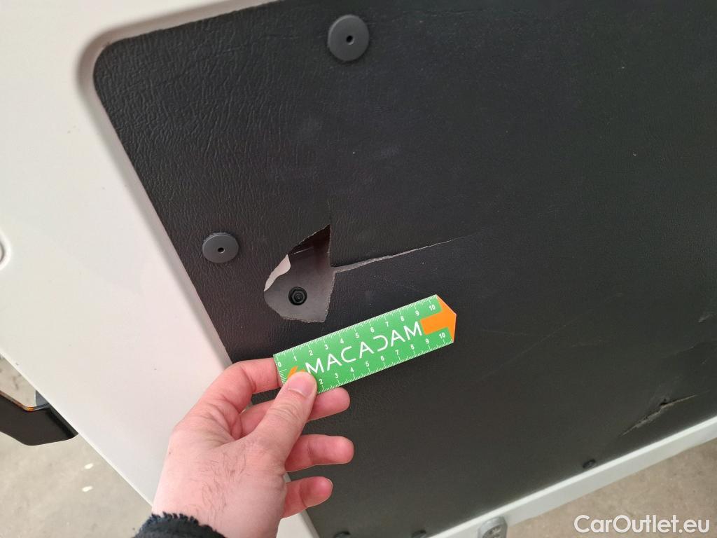  Peugeot  Boxer PEUGEOT  4p Combi BLUEHDI 110 S&S 333 L2H2 ACCESS #19