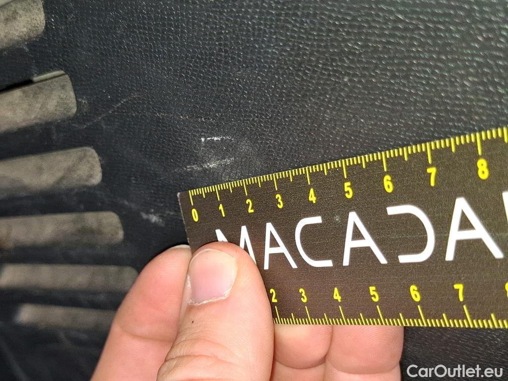  Peugeot  3008  Active Business 1.5 HDi 130CV BVA8 E6d #40