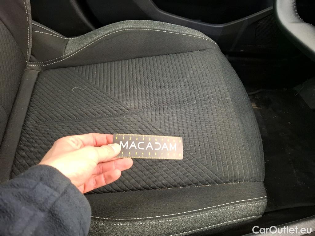  Peugeot  308  Active Pack 1.5 HDi 130CV BVA8 E6d #35