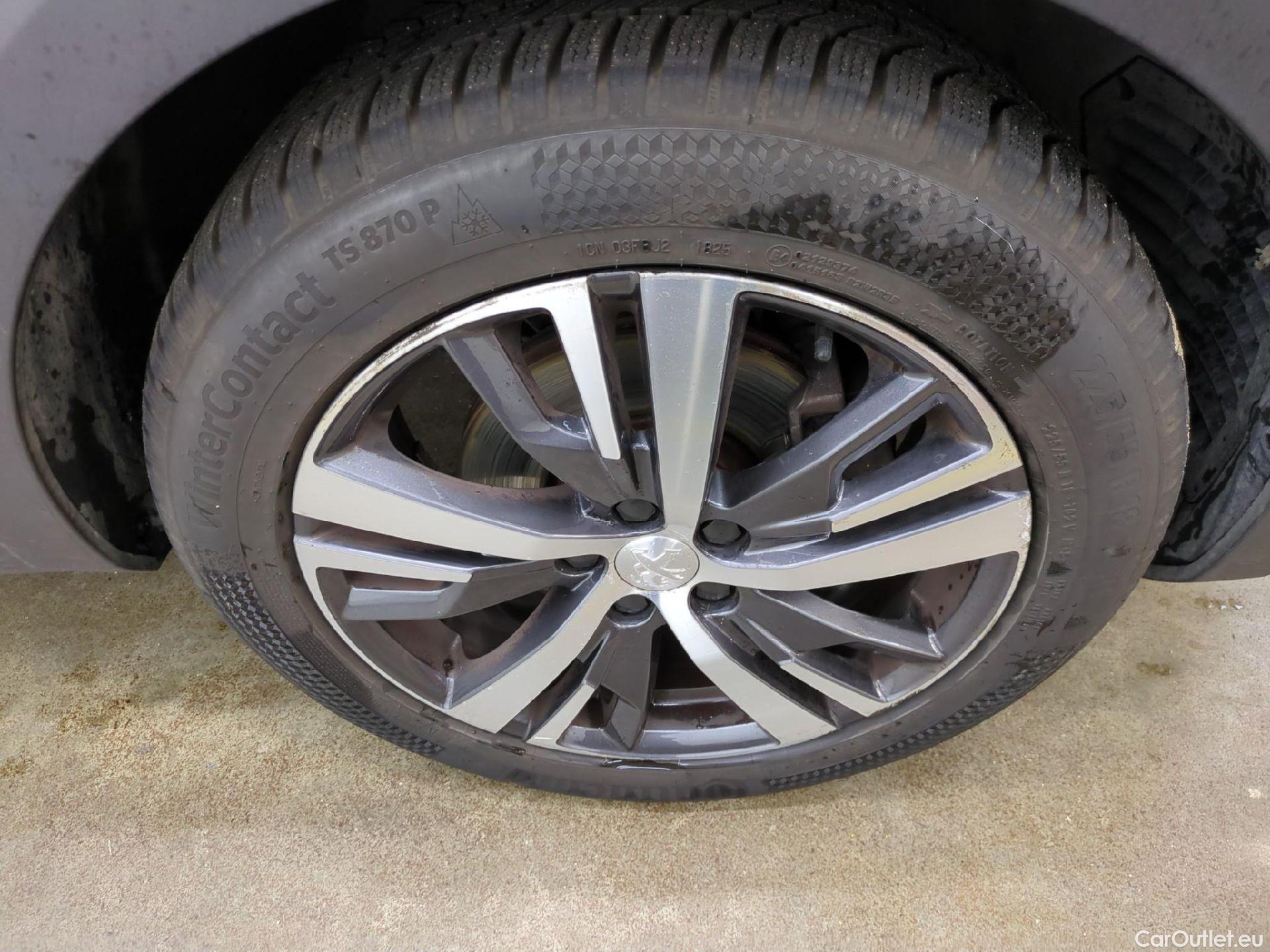  Peugeot  3008  Allure 1.5 HDi 130CV BVA8 E6d #13