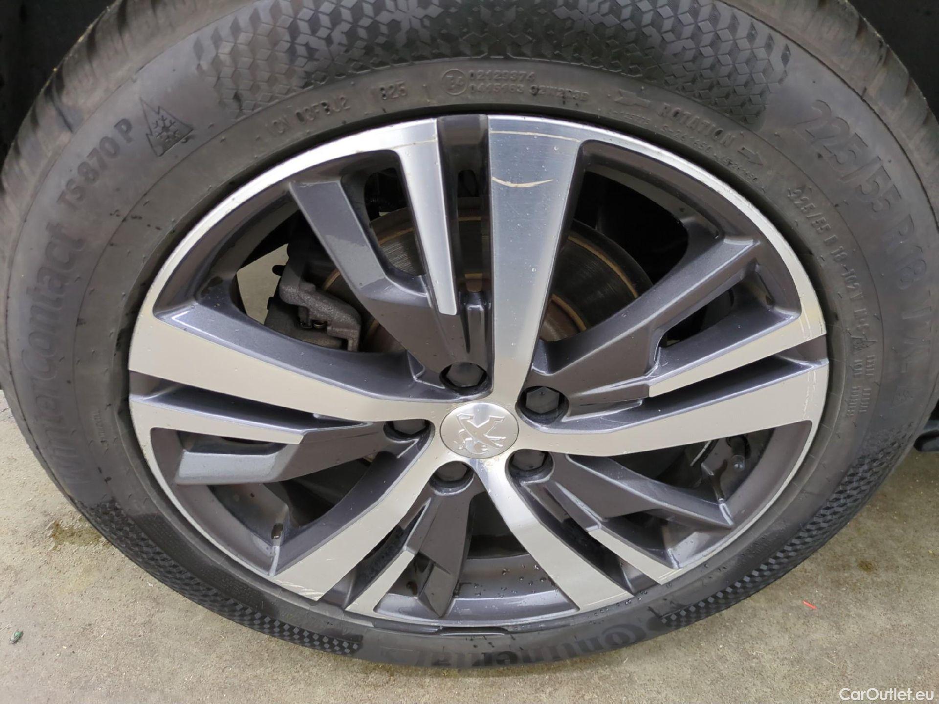  Peugeot  3008  Allure 1.5 HDi 130CV BVA8 E6d #30