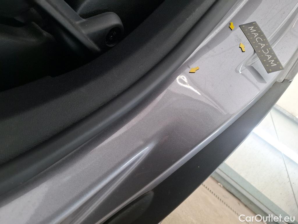  Peugeot  5008  Allure Pack 1.5 HDi 130CV BVA8 7 Sieges E6d #40