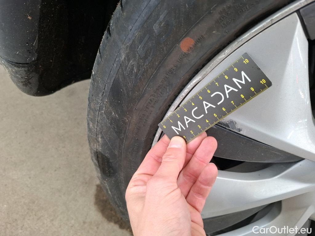  Tesla  Model Y TESLA   2020  5P SUV Grand Autonomie Dual Motor AWD #4