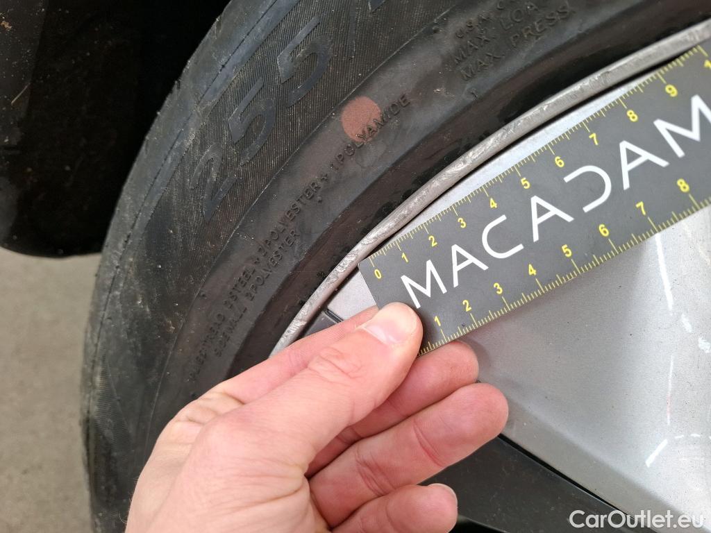  Tesla  Model Y TESLA   2020  5P SUV Grand Autonomie Dual Motor AWD #6