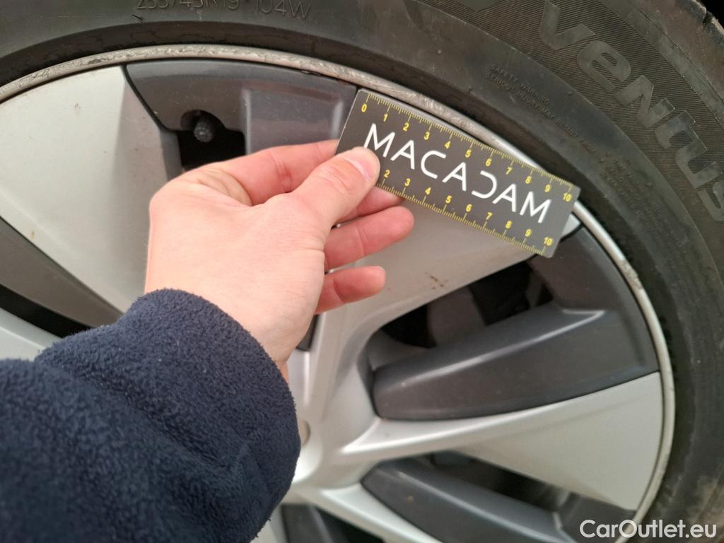  Tesla  Model Y TESLA   2020  5P SUV Grand Autonomie Dual Motor AWD #28