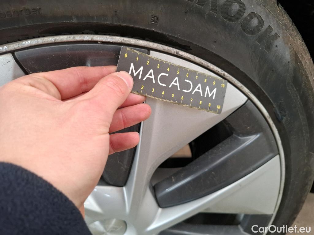  Tesla  Model Y TESLA   2020  5P SUV Grand Autonomie Dual Motor AWD #5