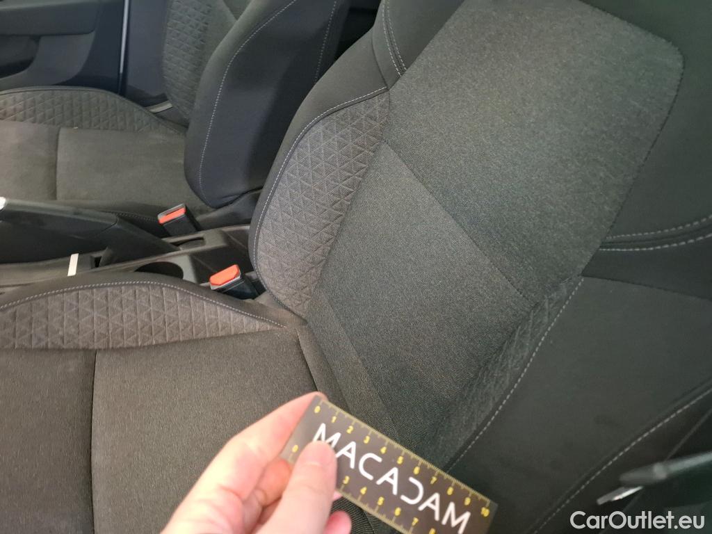  Renault  Clio  V Business 1.6 E-TECH Hybrid 140CV BVA6 E6d #18