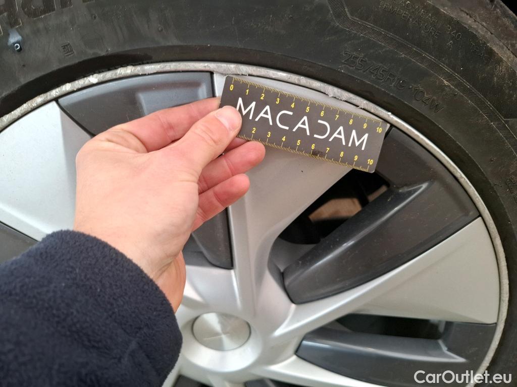  Tesla  Model Y TESLA   2020  5P SUV Grand Autonomie Dual Motor AWD #12