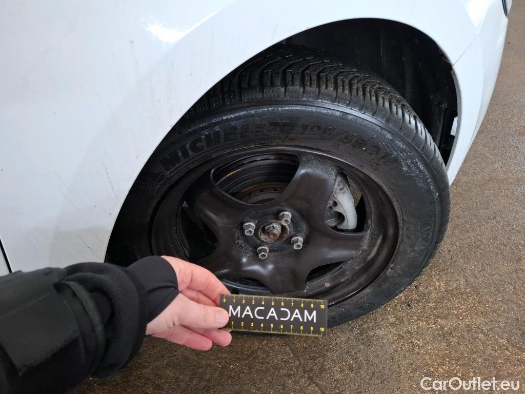  Renault  Clio  V Business 1.6 E-TECH Hybrid 140CV BVA6 E6d #13