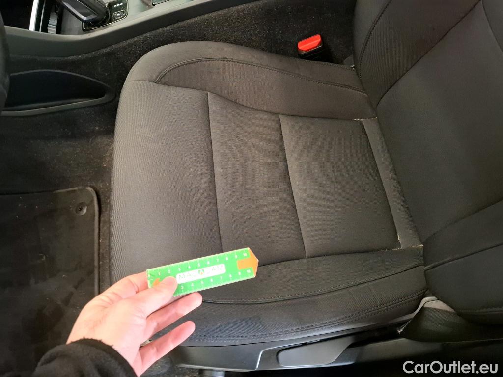  Volvo  XC 40 XC40 Momentum Plug-in Hybrid 2WD 1.5 #31