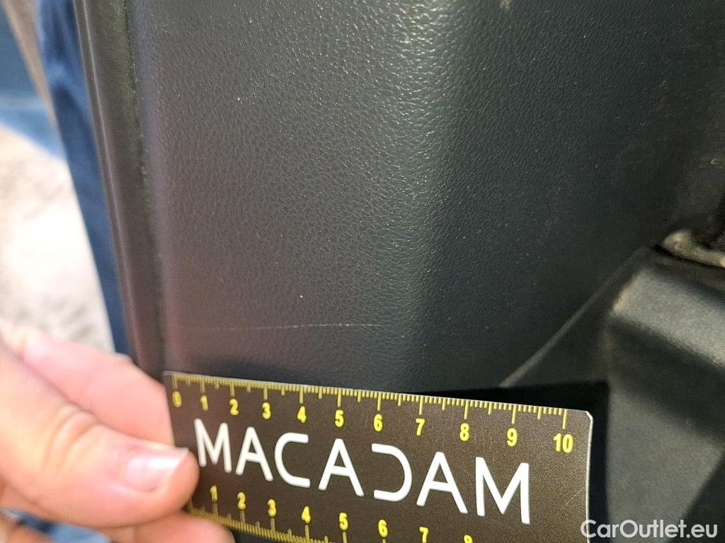  Volkswagen  Tiguan VOLKSWAGEN  / 2016 / 5P / SUV 2.0 TDI 150 DSG7 Confortline Business #39