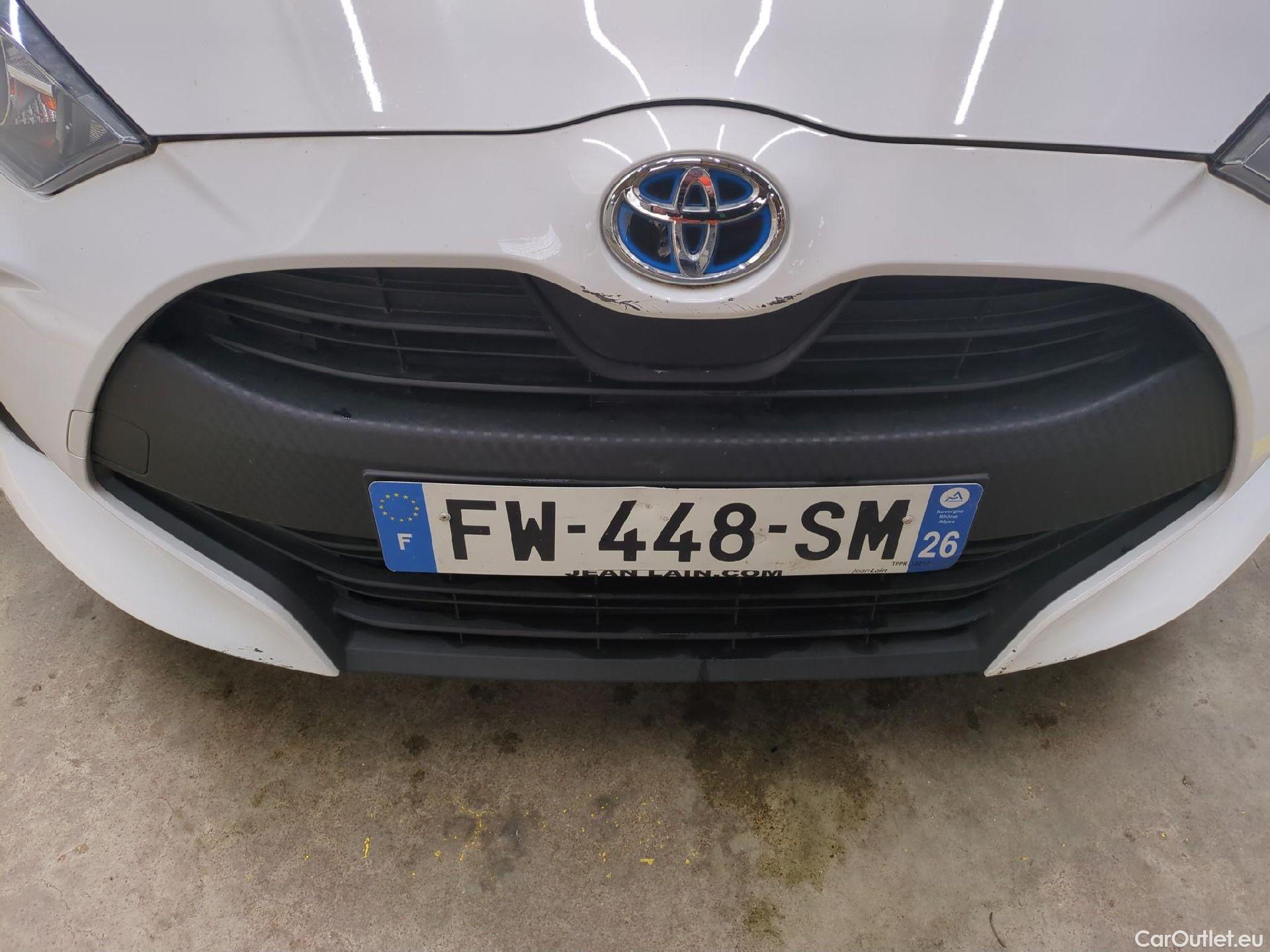  Toyota  Yaris TOYOTA  Hybride / 2019 / 5P / Berline Hybride 116h France #17