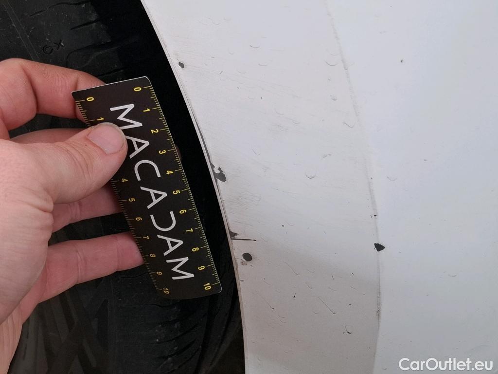  Toyota  Yaris TOYOTA  Hybride / 2019 / 5P / Berline Hybride 116h Dynamic Business Beyond Zer #8